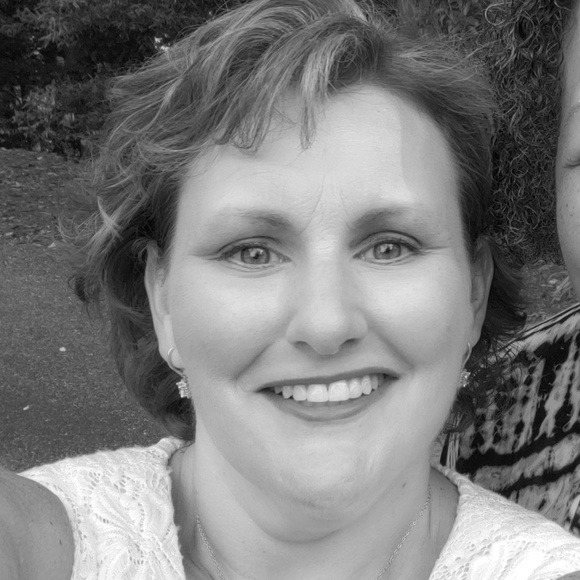 Meet your Posher, Kelly - Picture 1 of 1